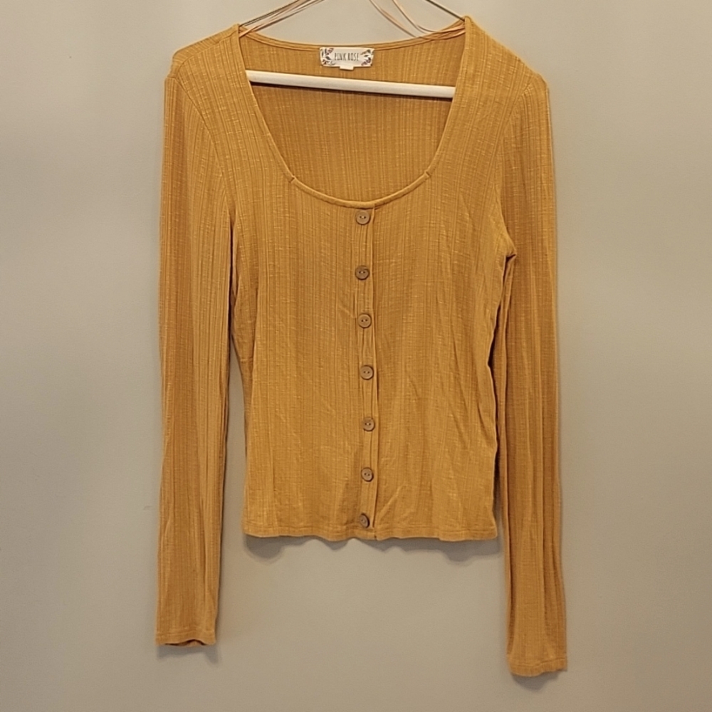 Pink Rose long sleeve top. Soft material. Small